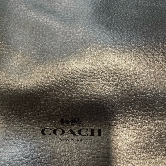 Coach silver metallic leather tote bag - Picture 5 of 10